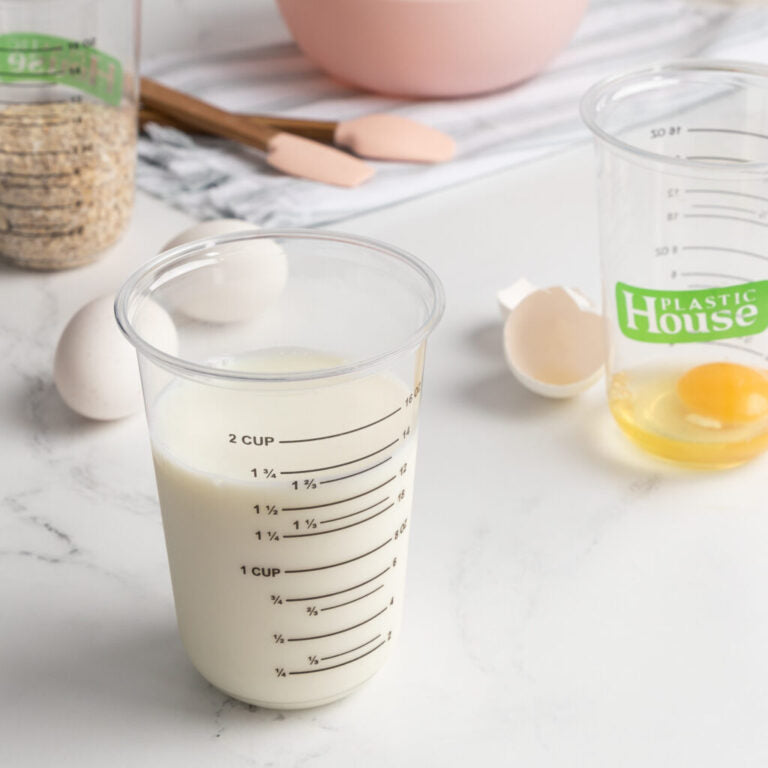 Disposable 16oz Measuring Cups