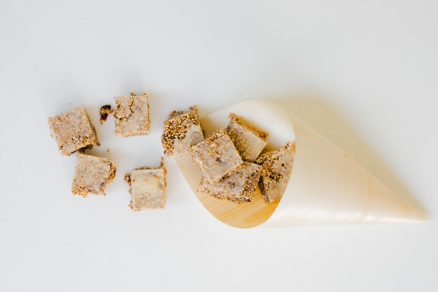 Mini Wooden Appetizer Cones – 5 oz | 250 Count