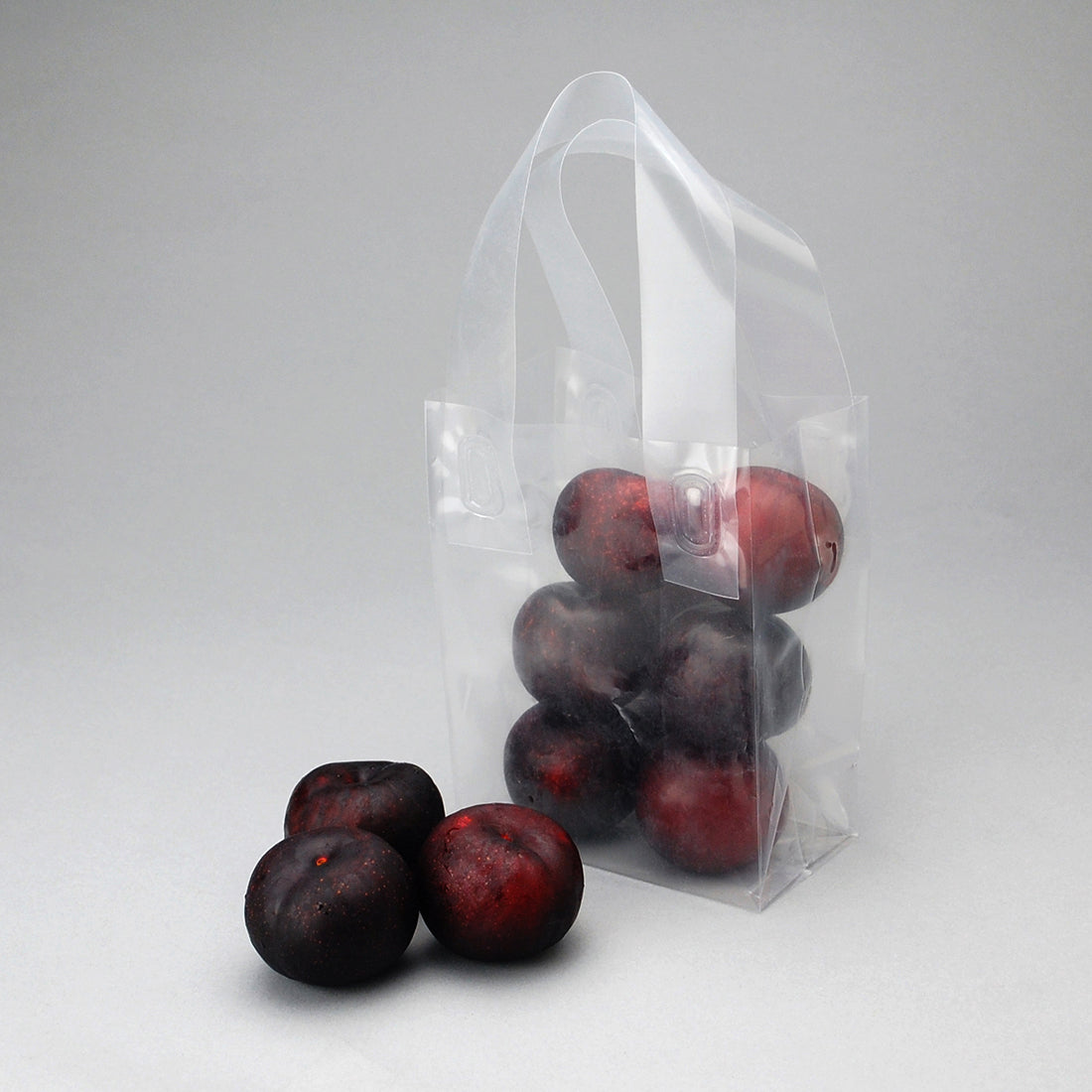 Small Fast Take soft loop handle bag 4.75 x 2.75 x 6.5 inch, 3 mil, case of 200