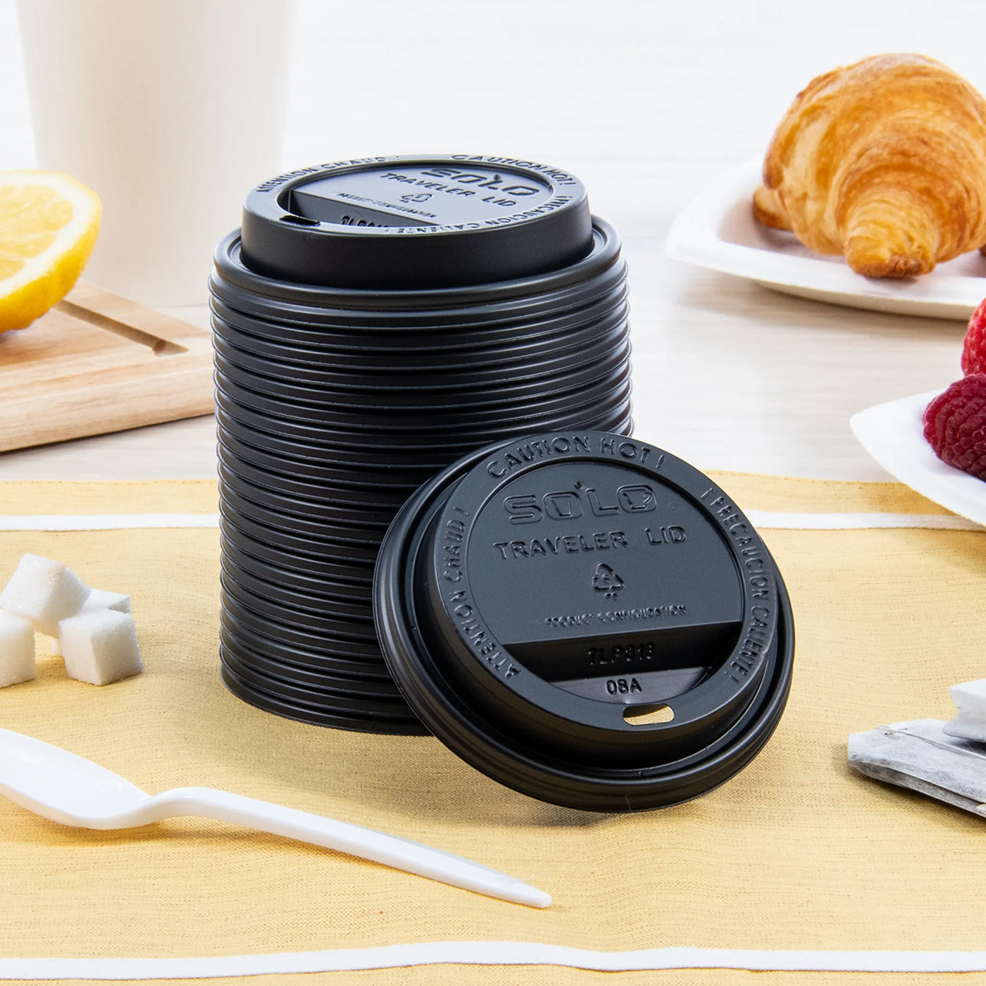 Solo Plastic Traveler® Lid with Sip Hole