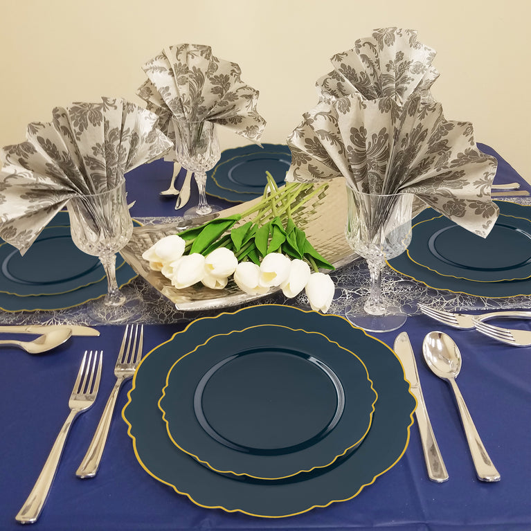 Round Blossom Disposable Plastic Plates