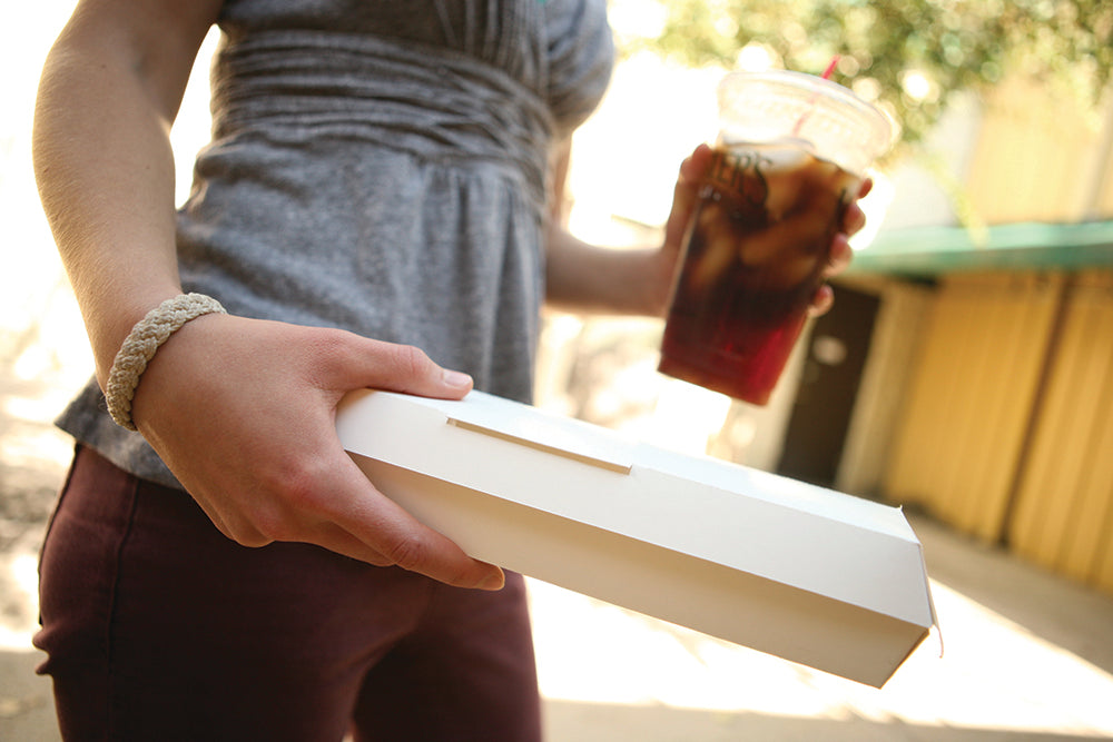 White Footlong Hot Dog Clamshell Containers — Hinged Trays | 400/Case