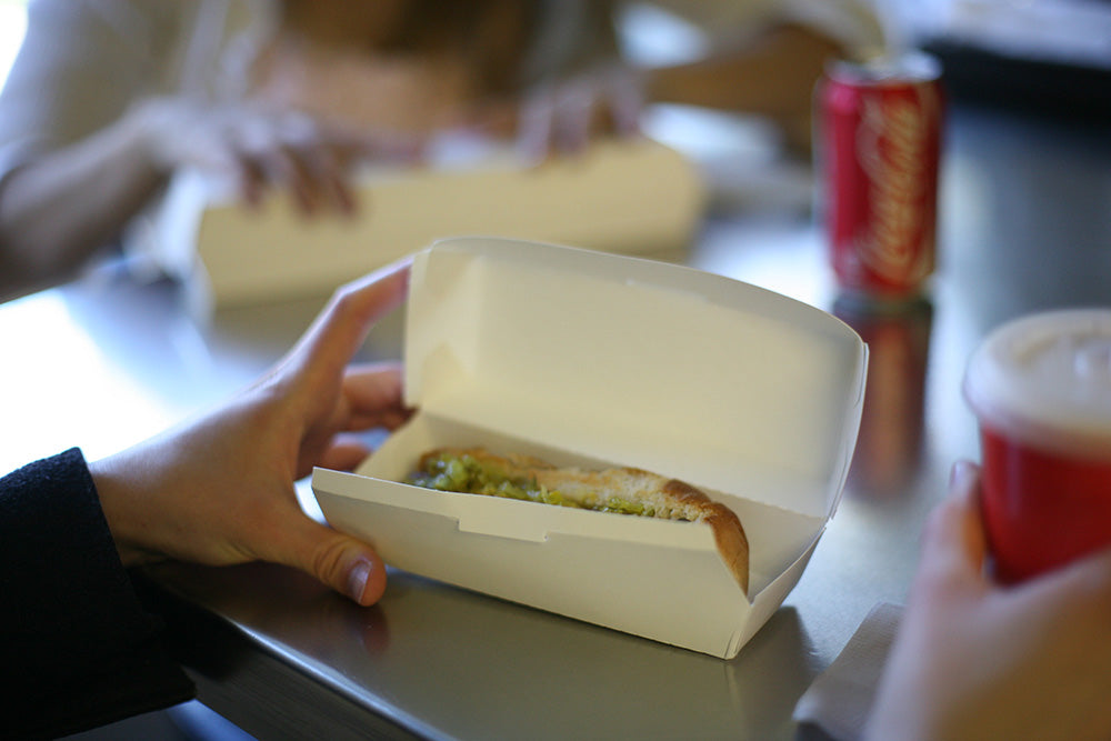 White Hot Dog Clamshell Containers — Hinged Foam Trays | 500/Case