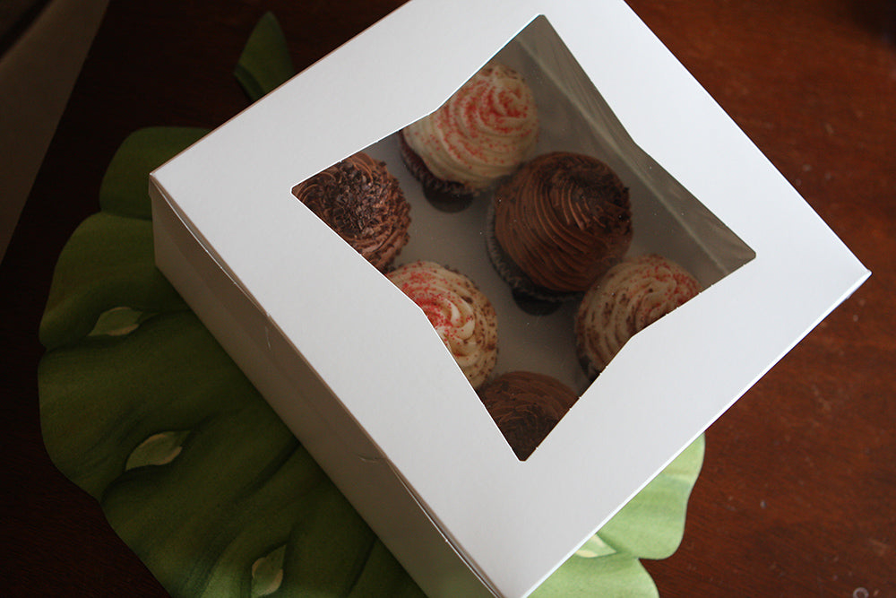 Southern Champion Tray 24013 White Paperboard Window Bakery Box, 8" Length x 8" Width x 2-1/2" Height (Case of 200)