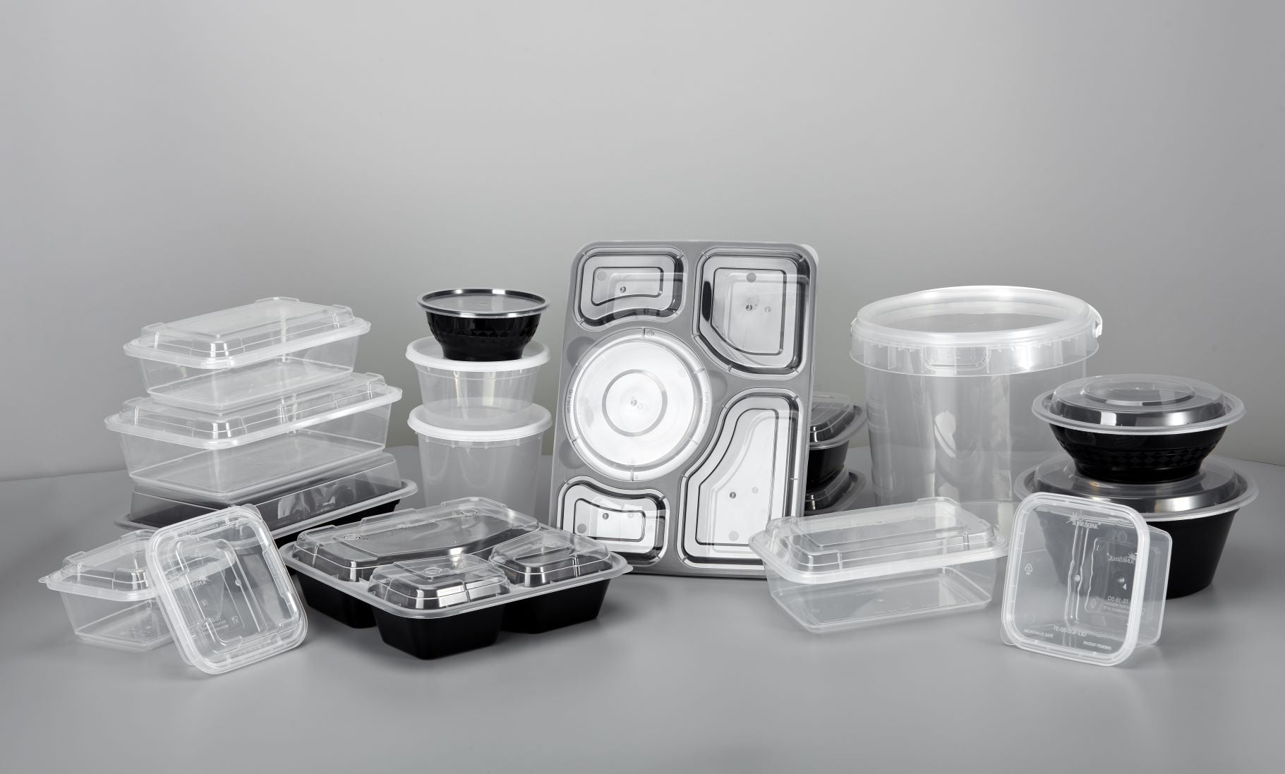 Sunrise Brands SR-08B - 8 oz. Microwaveable Round Bowl and Lid Combo, Black Base/Clear Lid, 240 ct.