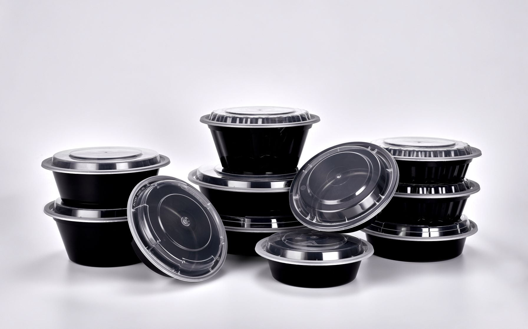 Sunrise Brands SR-729B-L - 7in Round 32oz. Microwaveable Round Container and Lid Combo, Black Base/Clear Lid, 150 ct.