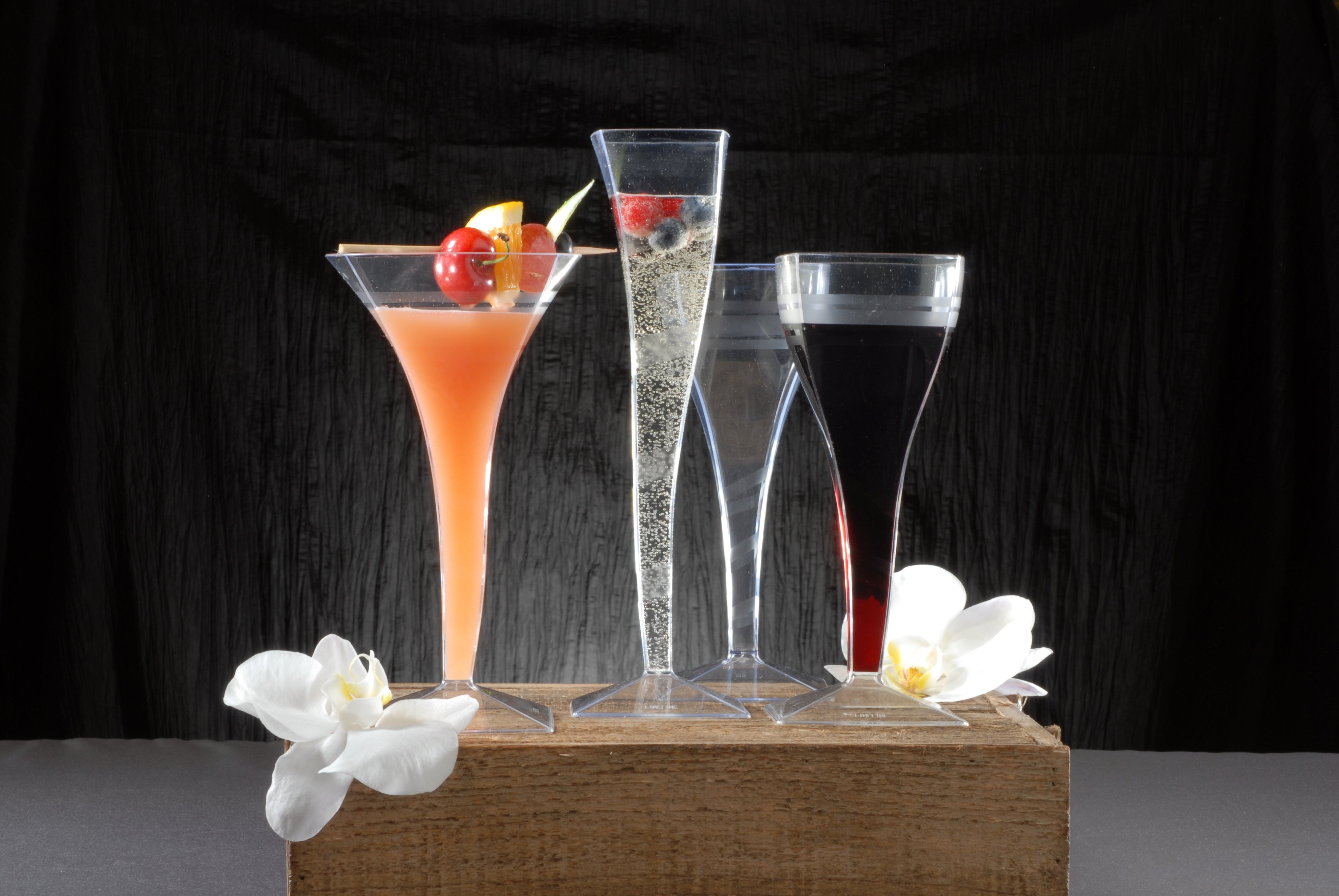 5 oz. Wavetrends Champagne Flute (72/CS) - Paper Supplies Plus