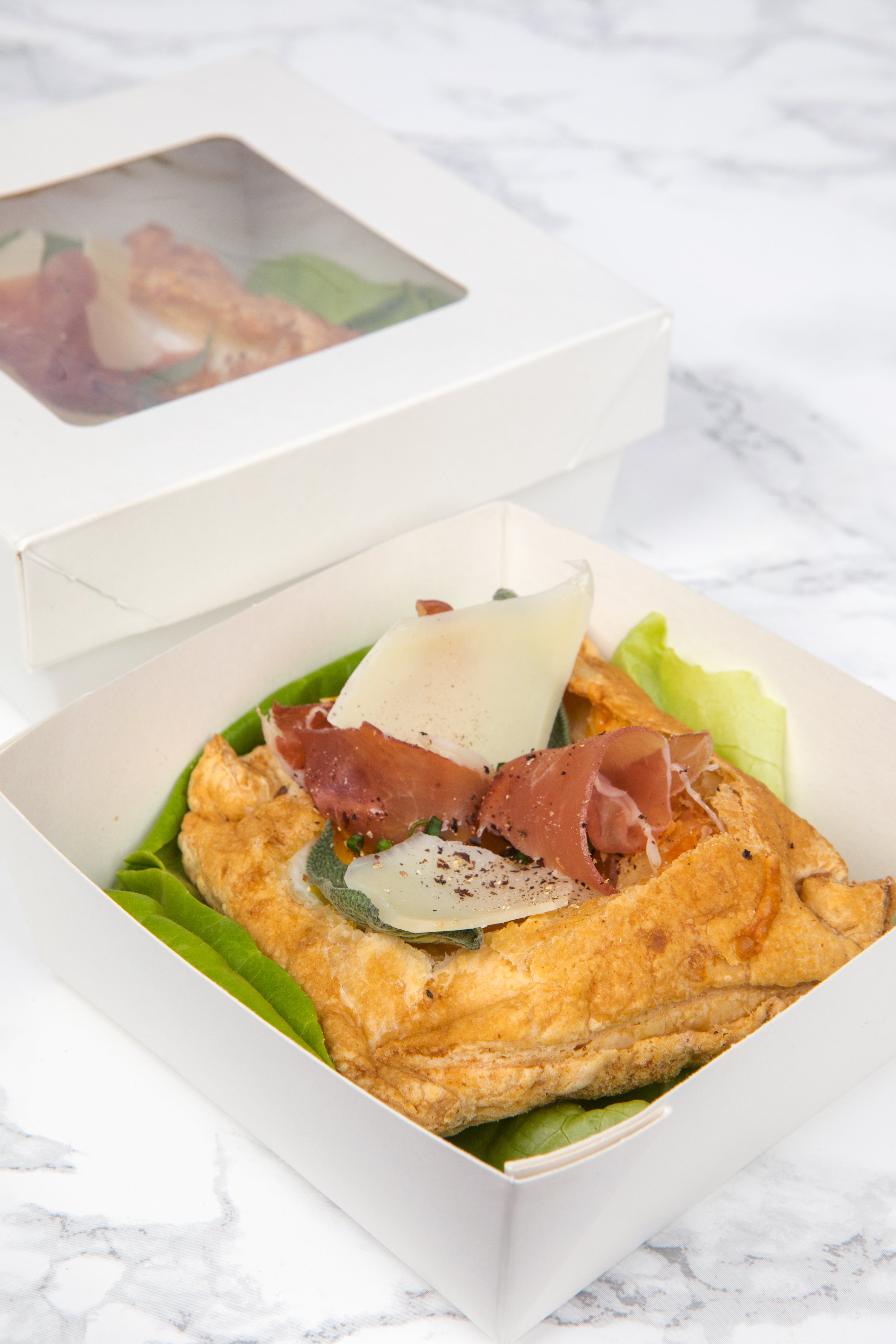 Kray Boxes With Pet Window Lid -8.5oz L:2.8 X W:2.8 X H:1.6in 250 Pcs/Cs (Avail. Kraft or White)